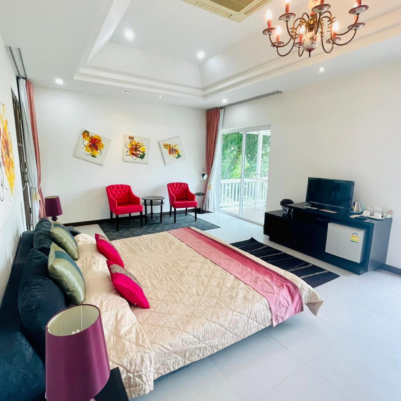 Baan Ing Khao Hotel Pakchong Bagian luar foto